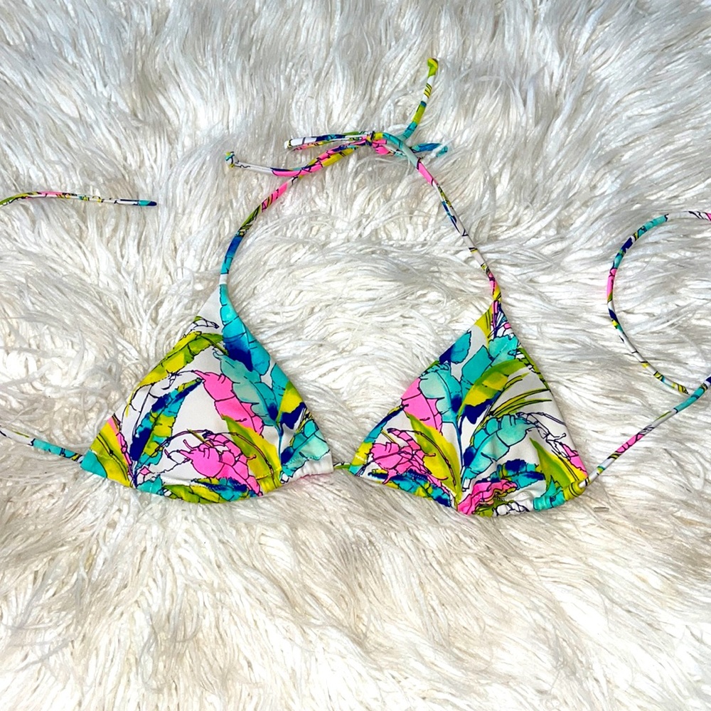 Victoria’s Secret bikini top Medium